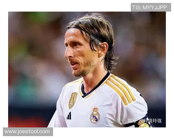 哪些著名足球运动员属羊盘点球星出生年份与他们的绿茵成就 哪些著名足球运动员属羊盘点球星出生年份与他们的绿茵成就