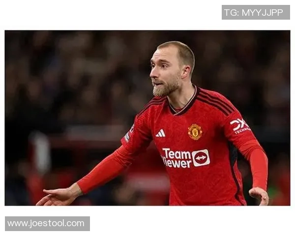 没有替补的足球之星是谁球场上的孤胆英雄 没有替补的足球之星是谁球场上的孤胆英雄