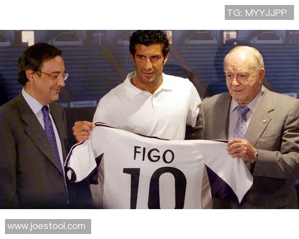 葡萄牙足球传奇人物费戈的英文名为何被称为figo背后的故事揭秘 葡萄牙足球传奇人物费戈的英文名为何被称为figo背后的故事揭秘