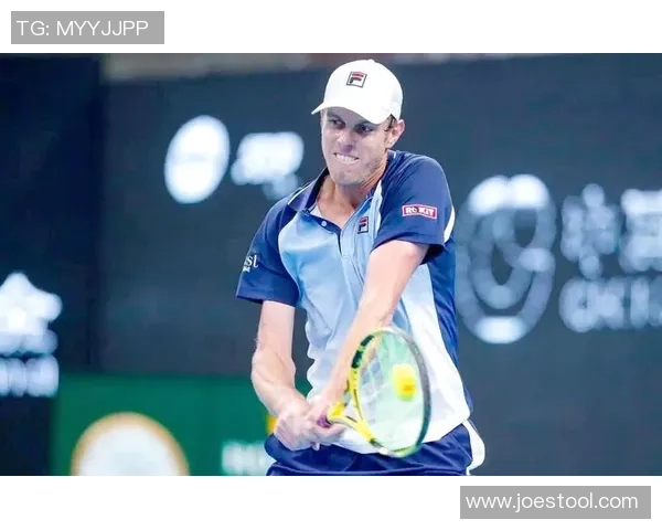 足球巨星闪耀荧屏成为演员幕后故事揭秘球场外的另一面精彩