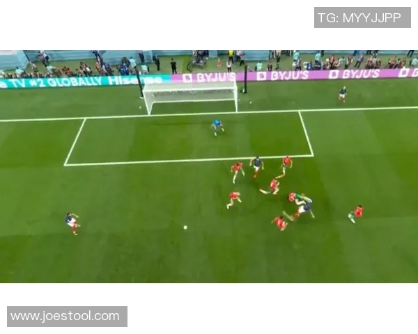 足球球星卡折射球员生涯轨迹与市场价值的独特视角分析